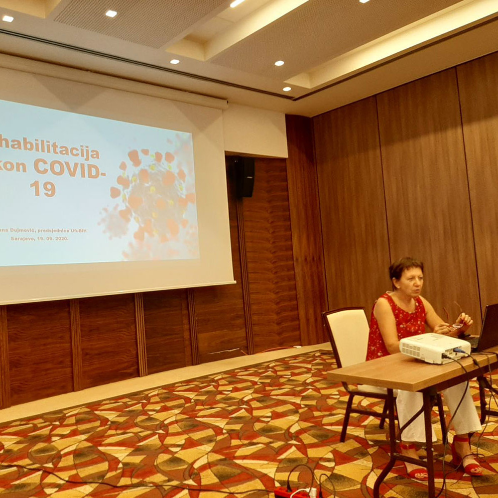 Photograph of the President of the Association of Physiotherapists in Bosnia and Herzegovina giving a presentation for World PT Day 2020