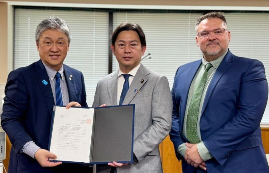 Photo taken during advocacy meeting between World Physiotherapy and JPTA